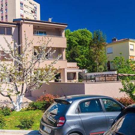 Ela Apartamento Rijeka Exterior foto