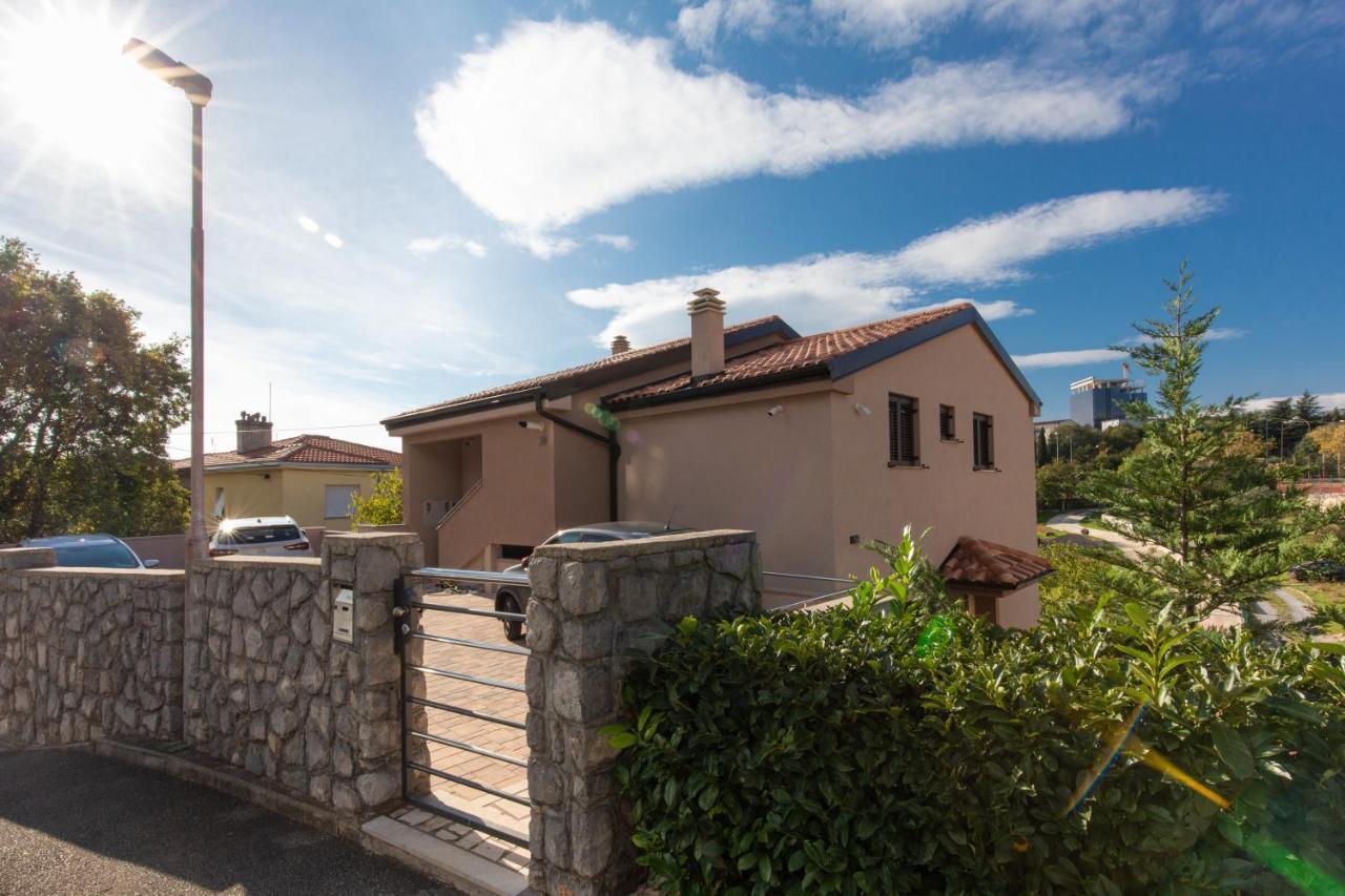 Ela Apartamento Rijeka Exterior foto
